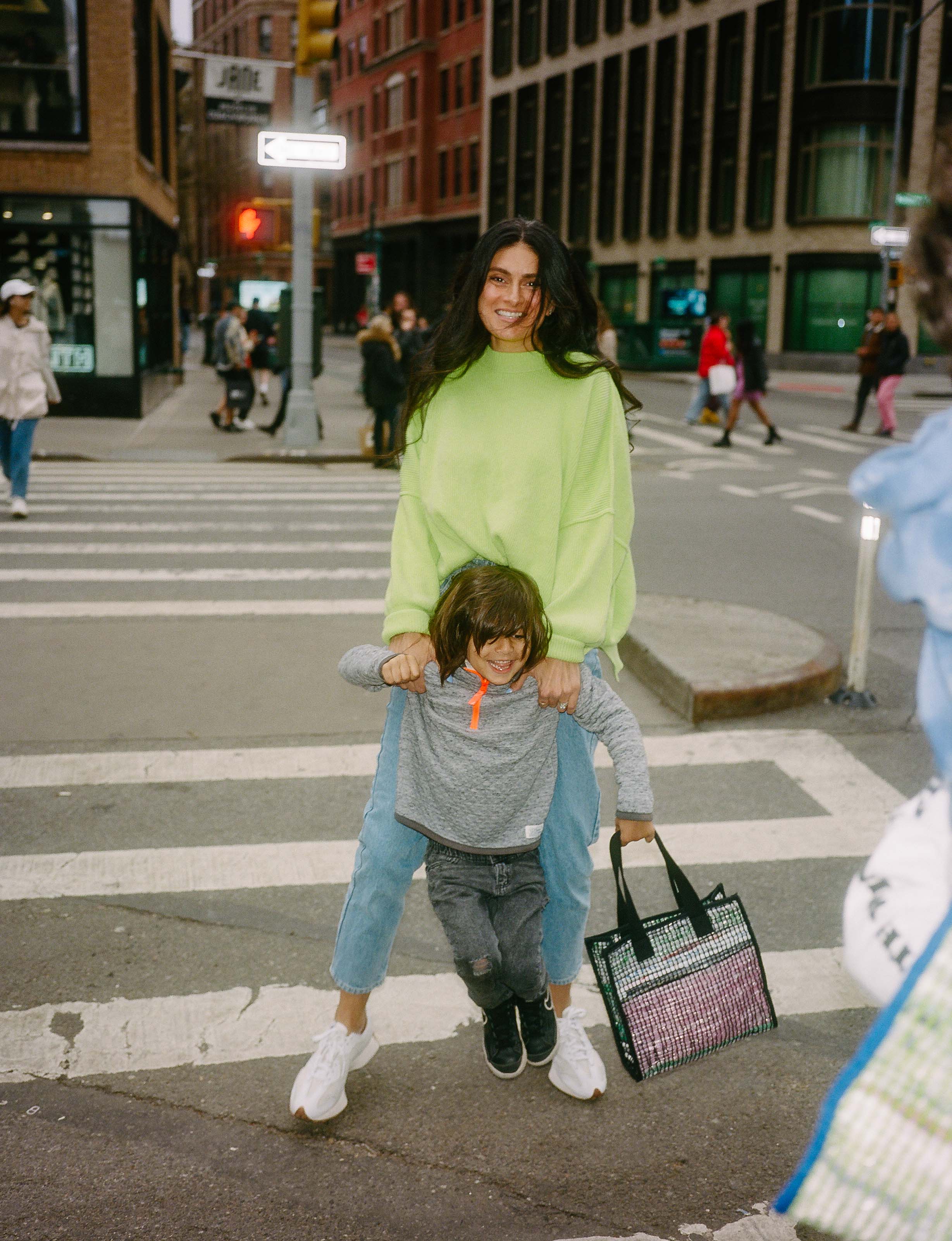 aNYbag - THE MINI in Electric Cab recycled bag – ANYBAG